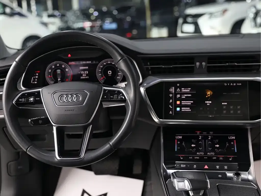 Audi A6L — фото 6