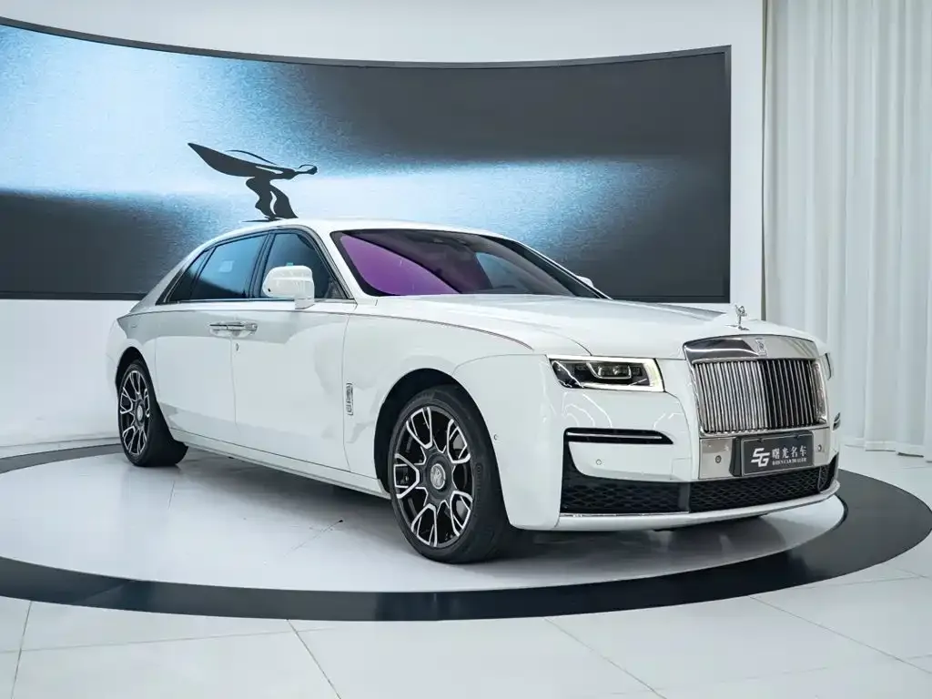 Rolls-Royce Ghost — фото 10