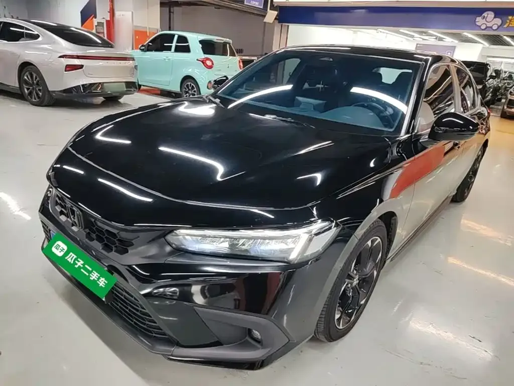 Honda Civic — фото 8