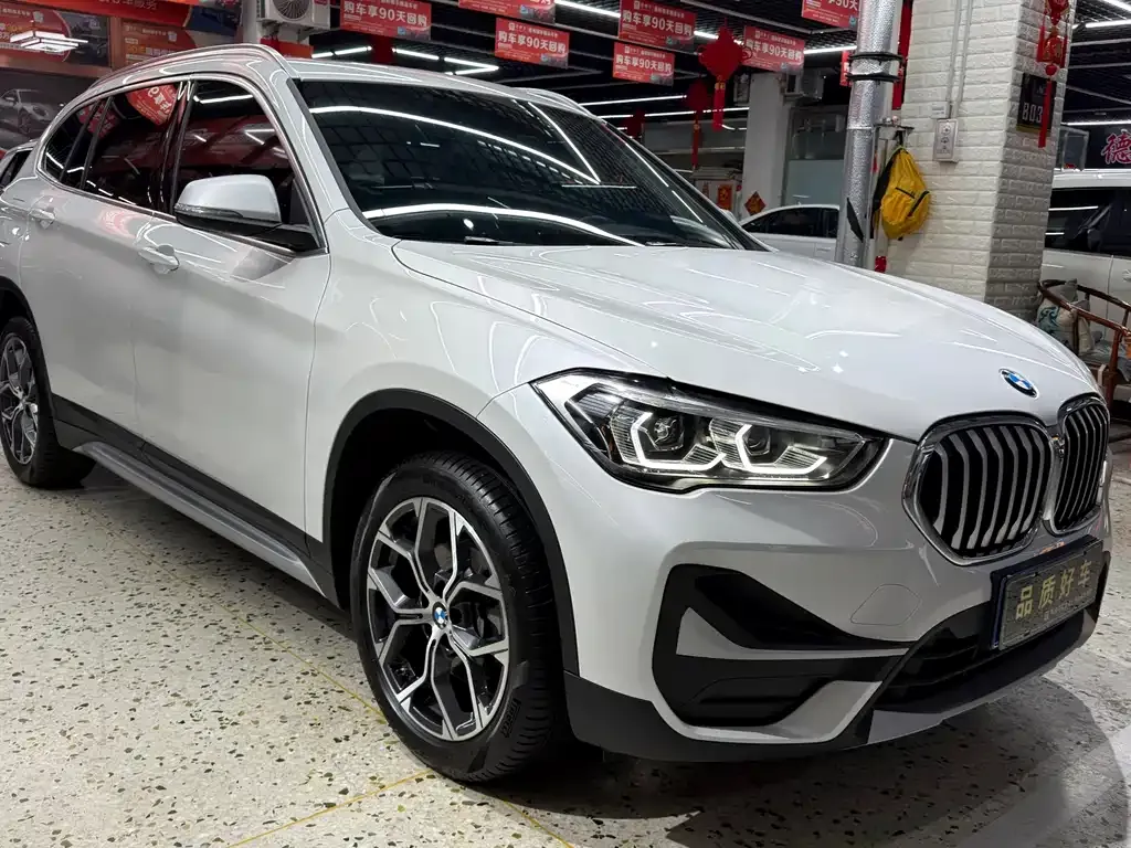 BMW X1 — фото 6