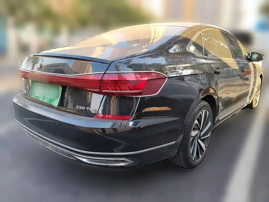 Volkswagen Passat — фото 3