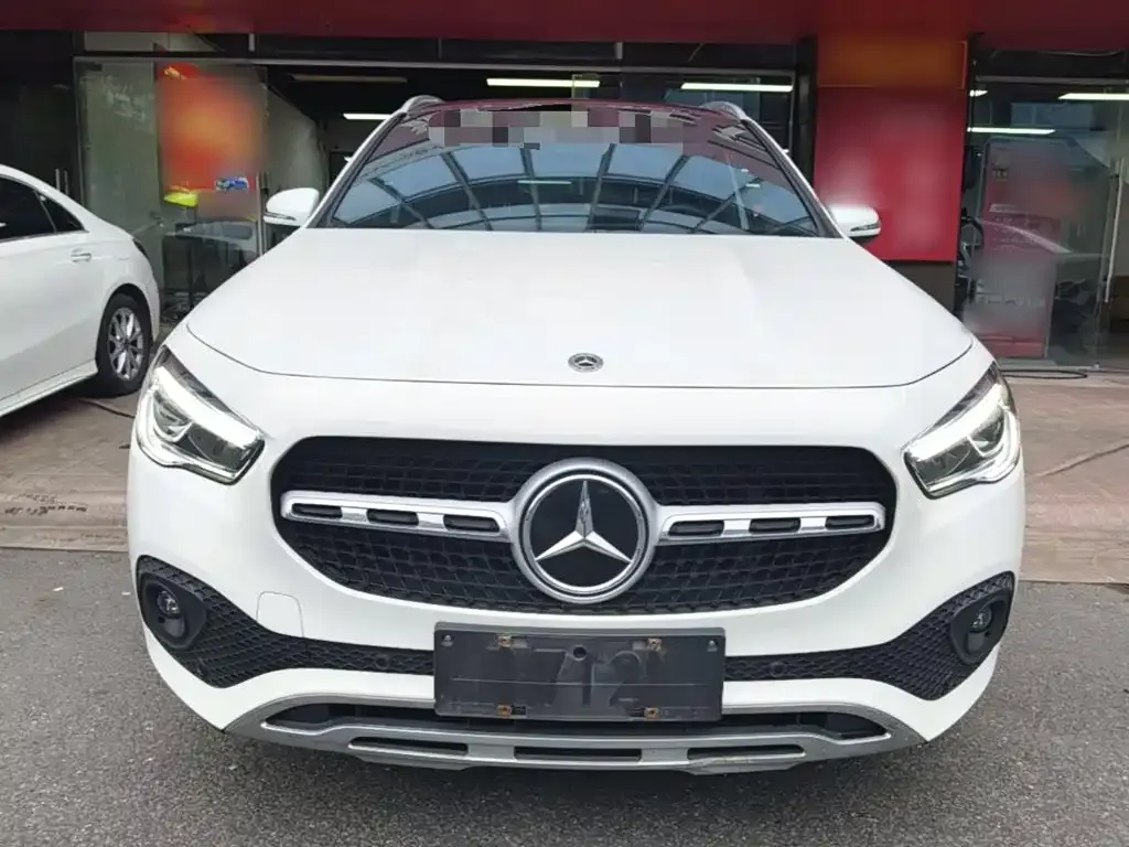 Mercedes-Benz GLA — фото 6
