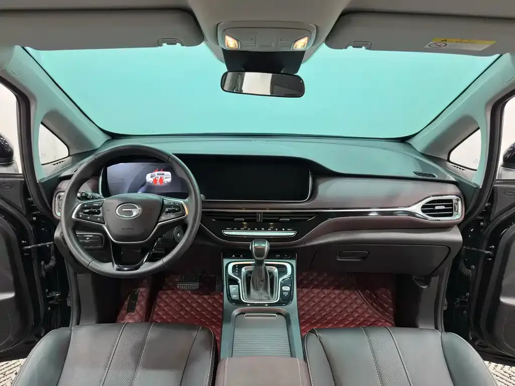 GAC Motor Trumpchi M6 — фото 8