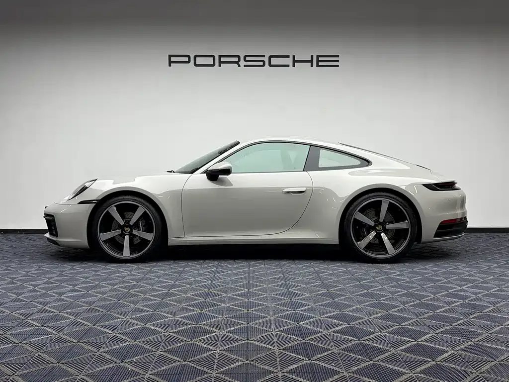 Porsche 911 — фото 8