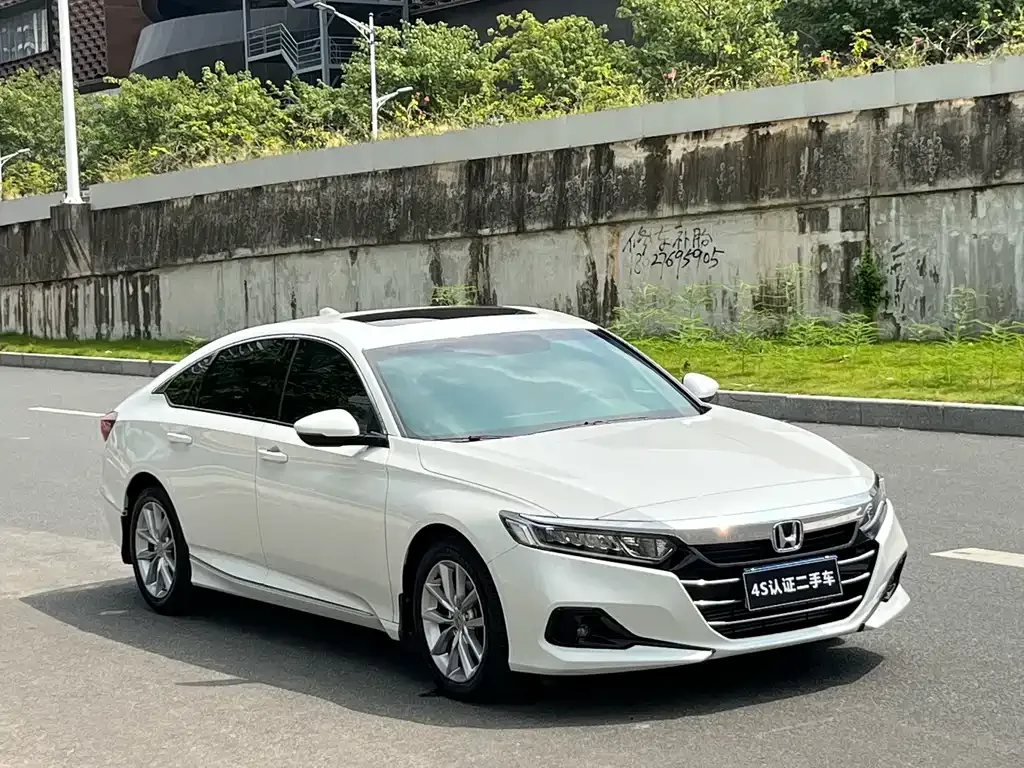 Honda Accord — фото 5