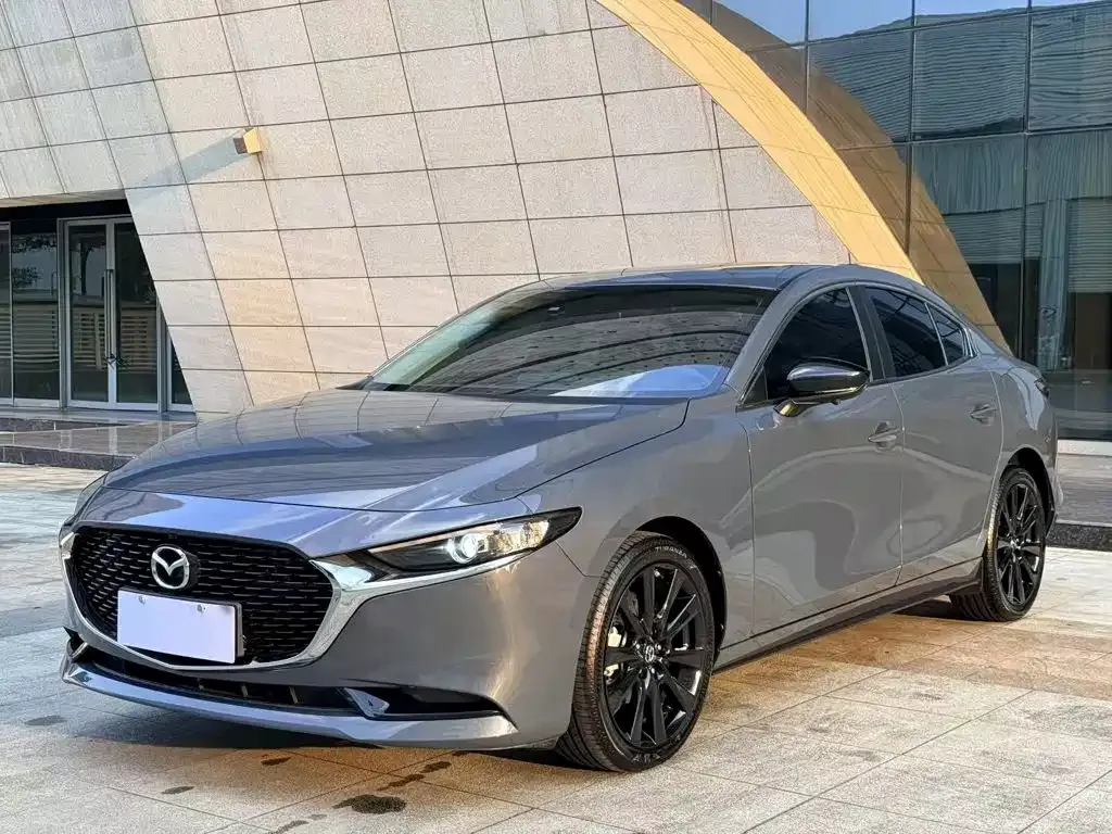 Mazda 3 Axela — фото 10