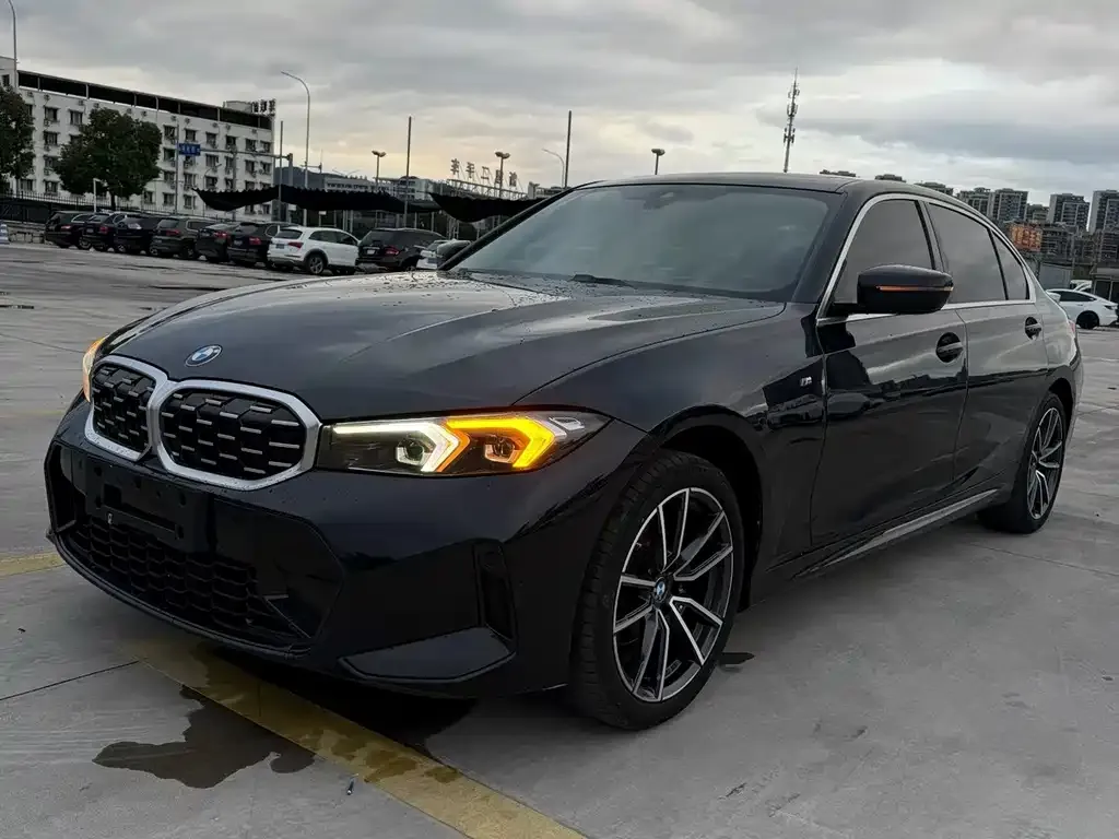 BMW 3 Series — фото 1