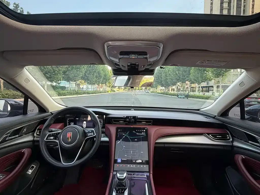 Hongqi H5 — фото 2