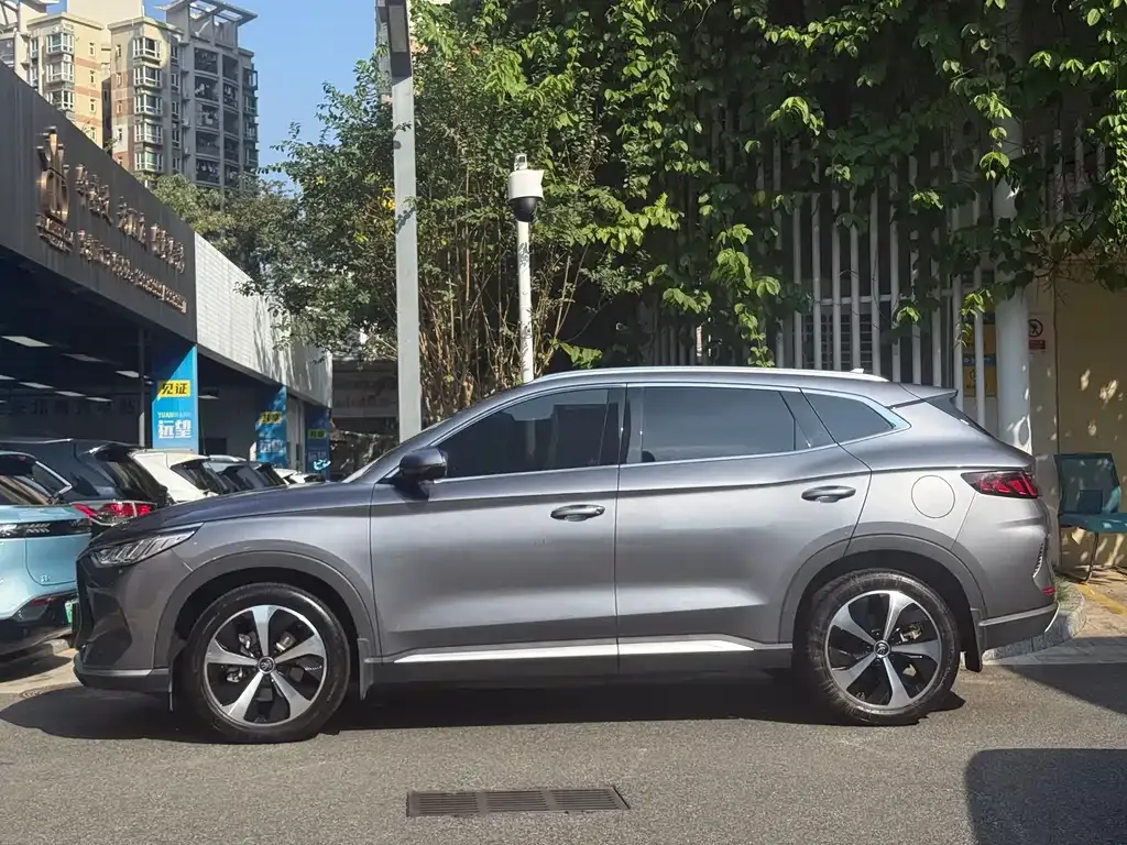 BYD PLUS New Energy — фото 9