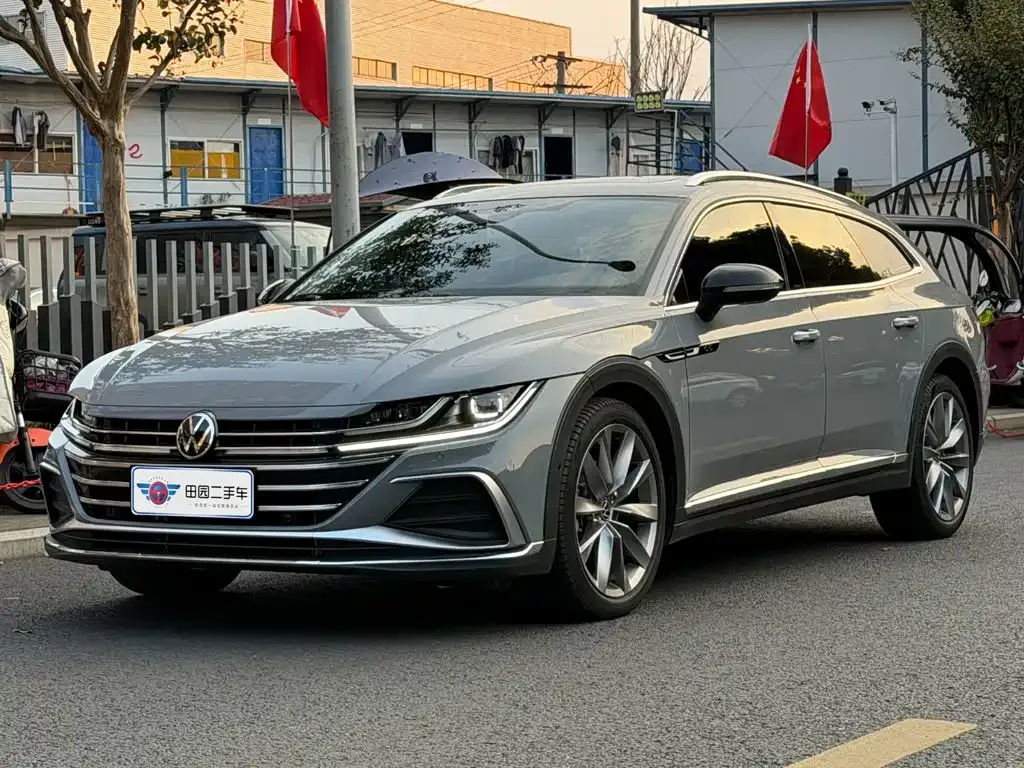 Volkswagen CC — фото 1