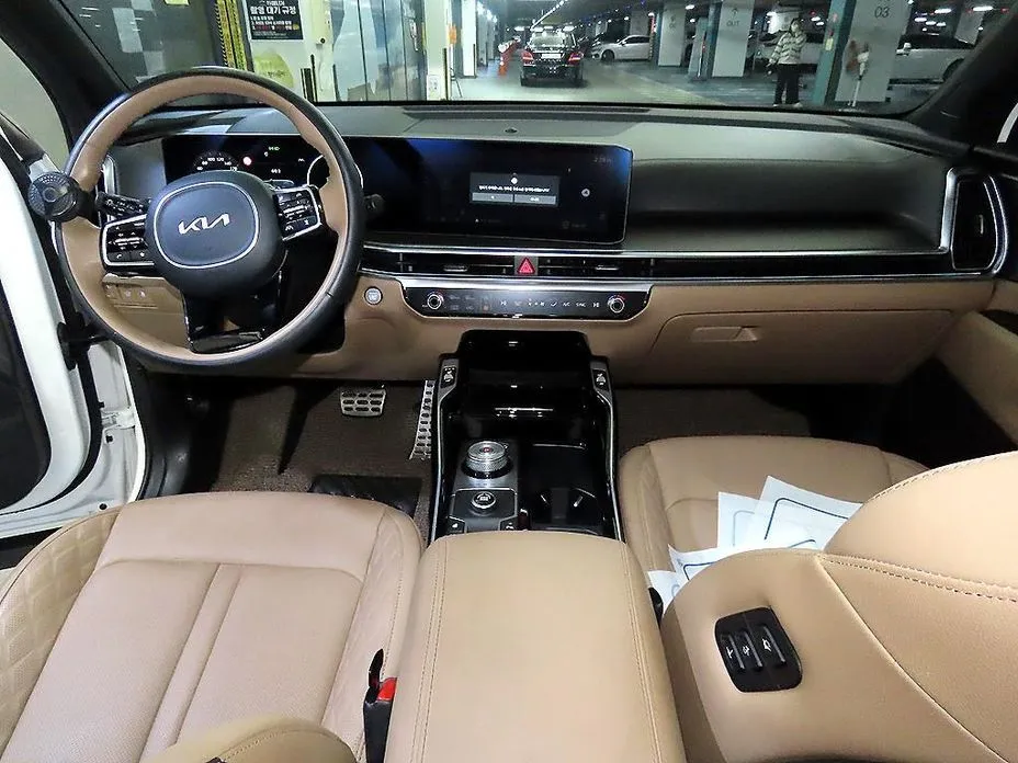 Kia Sorento — фото 10