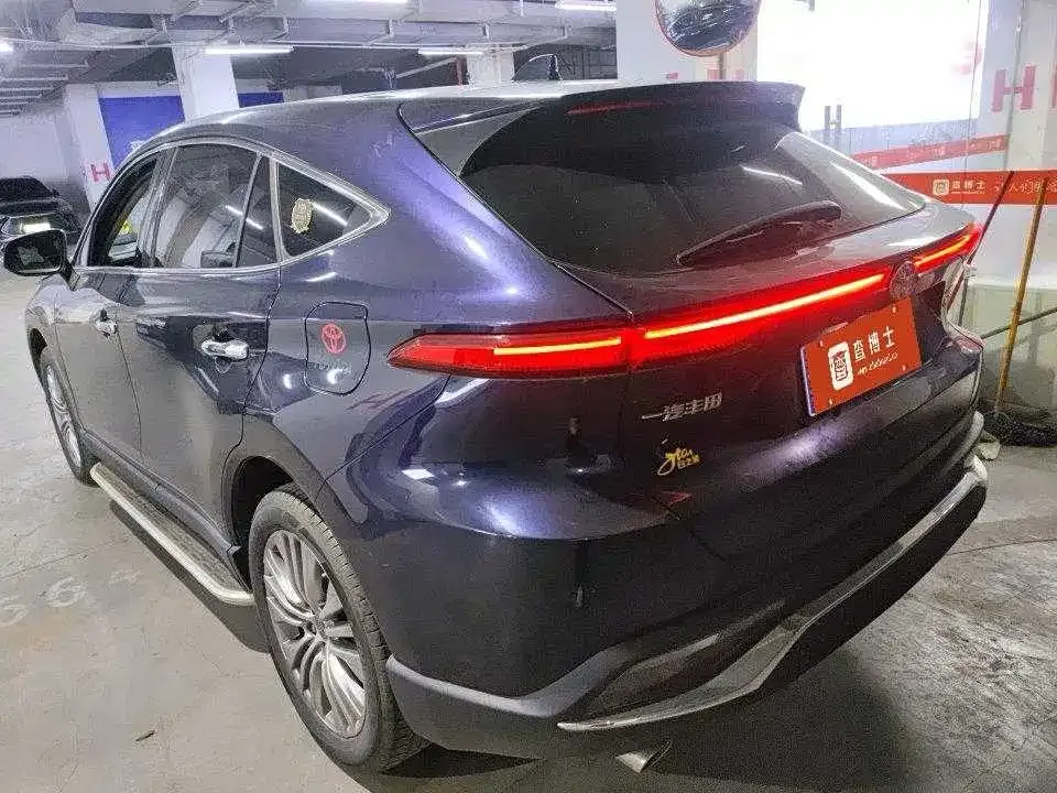 Toyota Harrier — фото 6