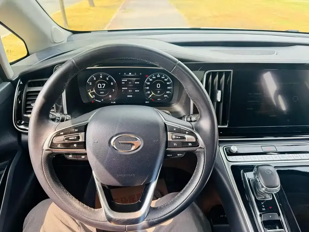 GAC Motor Trumpchi M8 — фото 2