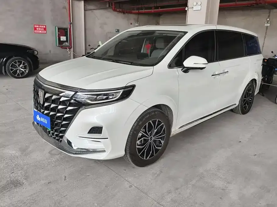 Roewe iMAX8 New Energy — фото 1