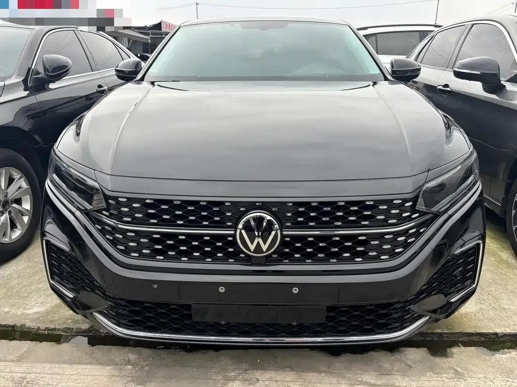 Volkswagen Passat — фото 10