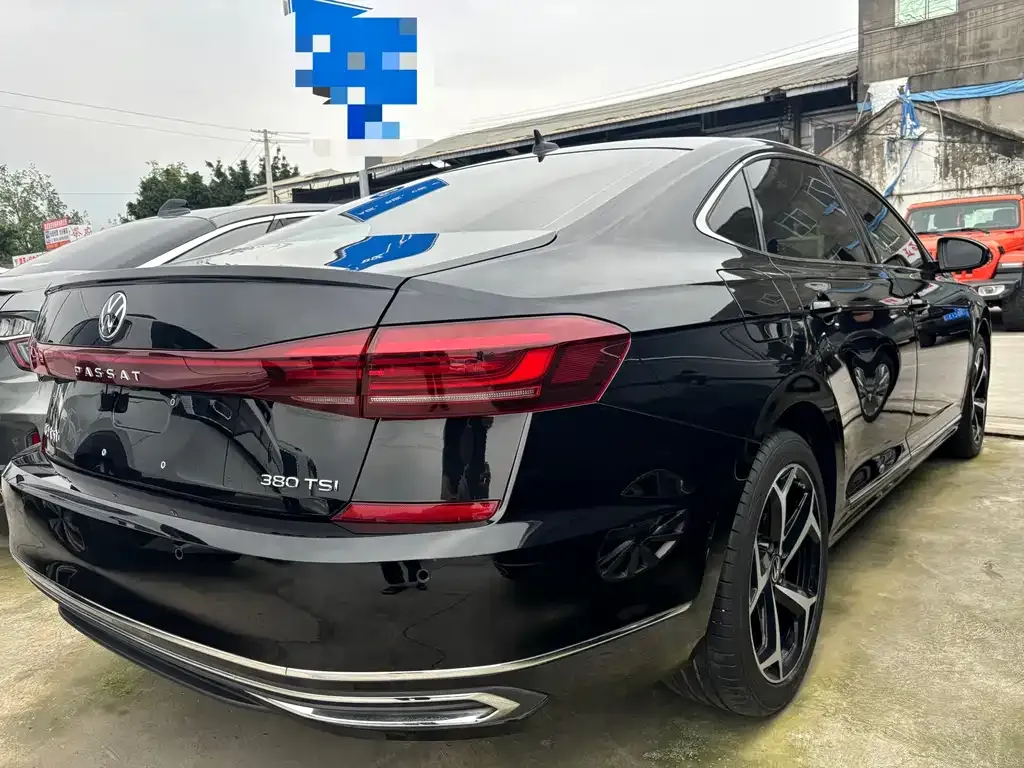 Volkswagen Passat — фото 4