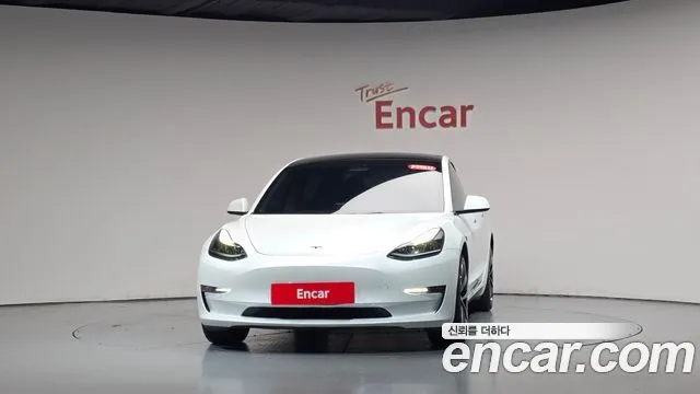 Tesla Model 3 — фото 3