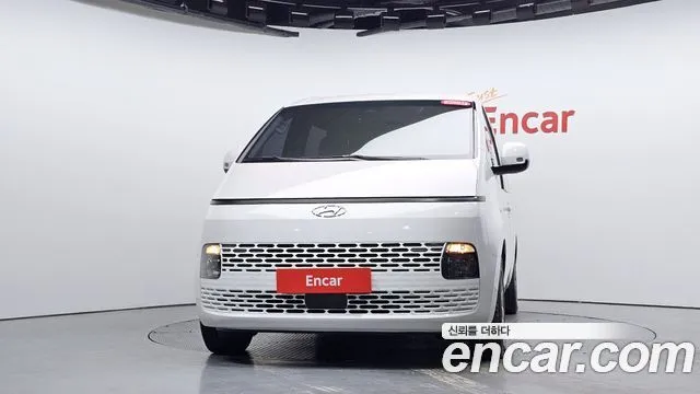 Hyundai Staria — фото 2
