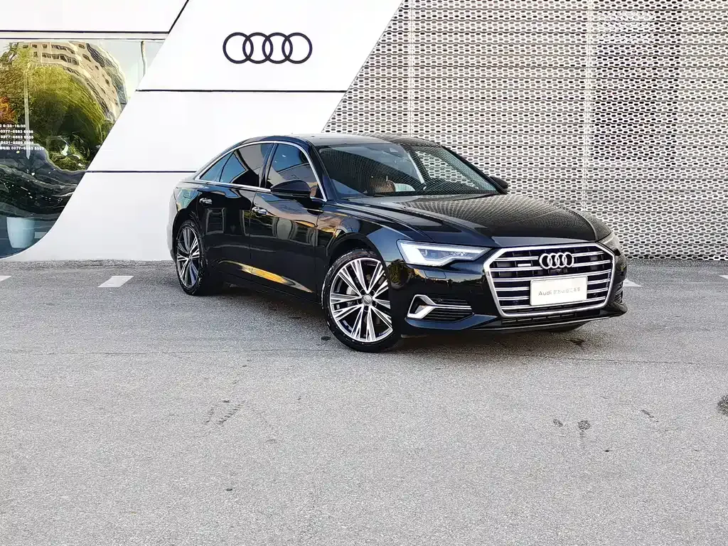 Audi A6L — фото 6