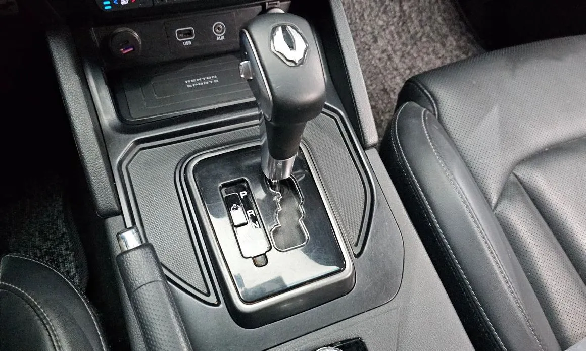 KG Mobility (Ssangyong) Rexton — фото 7