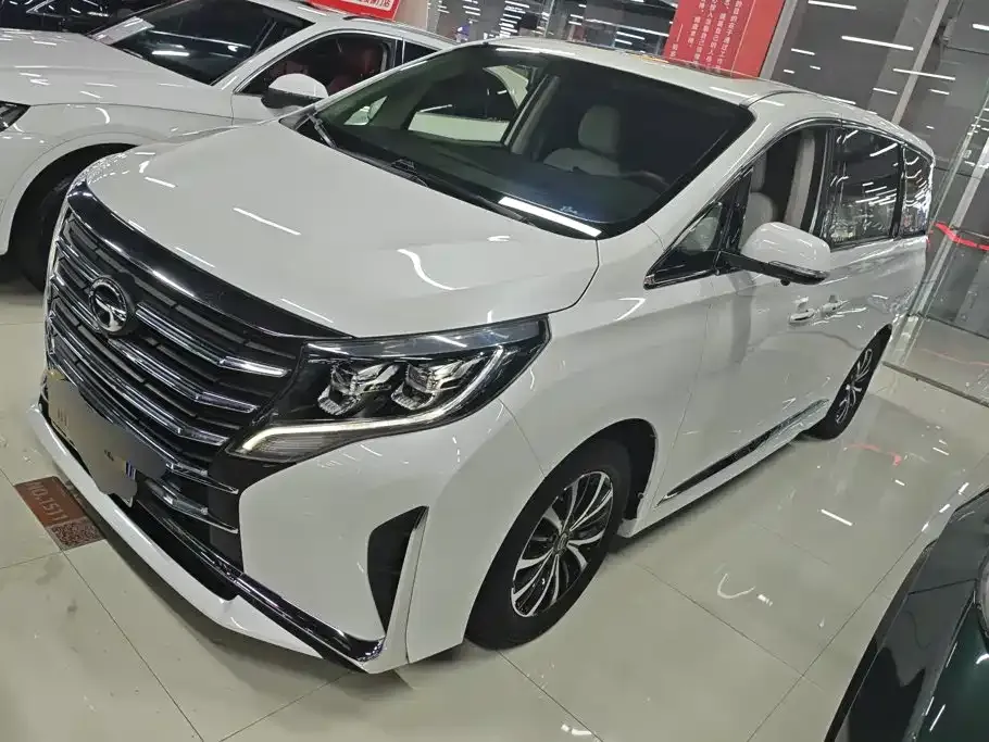 GAC Motor Trumpchi M8 — фото 1