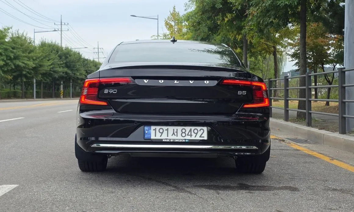 Volvo S90 — фото 8