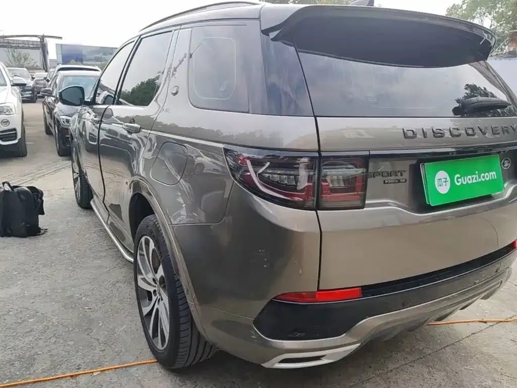 Land Rover Discovery Sport Hybrid — фото 5