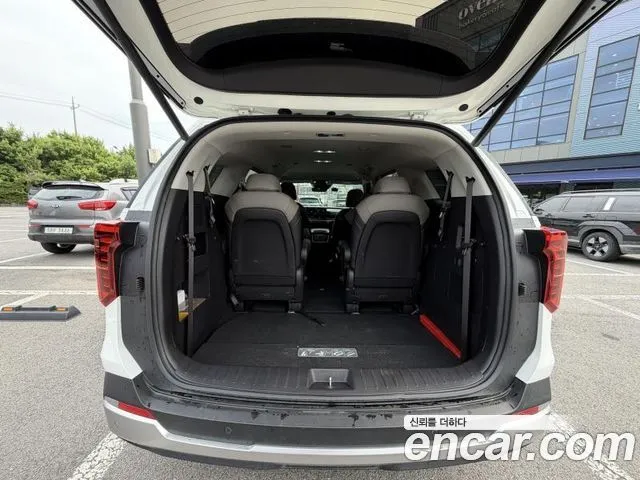 Kia Carnival — фото 4