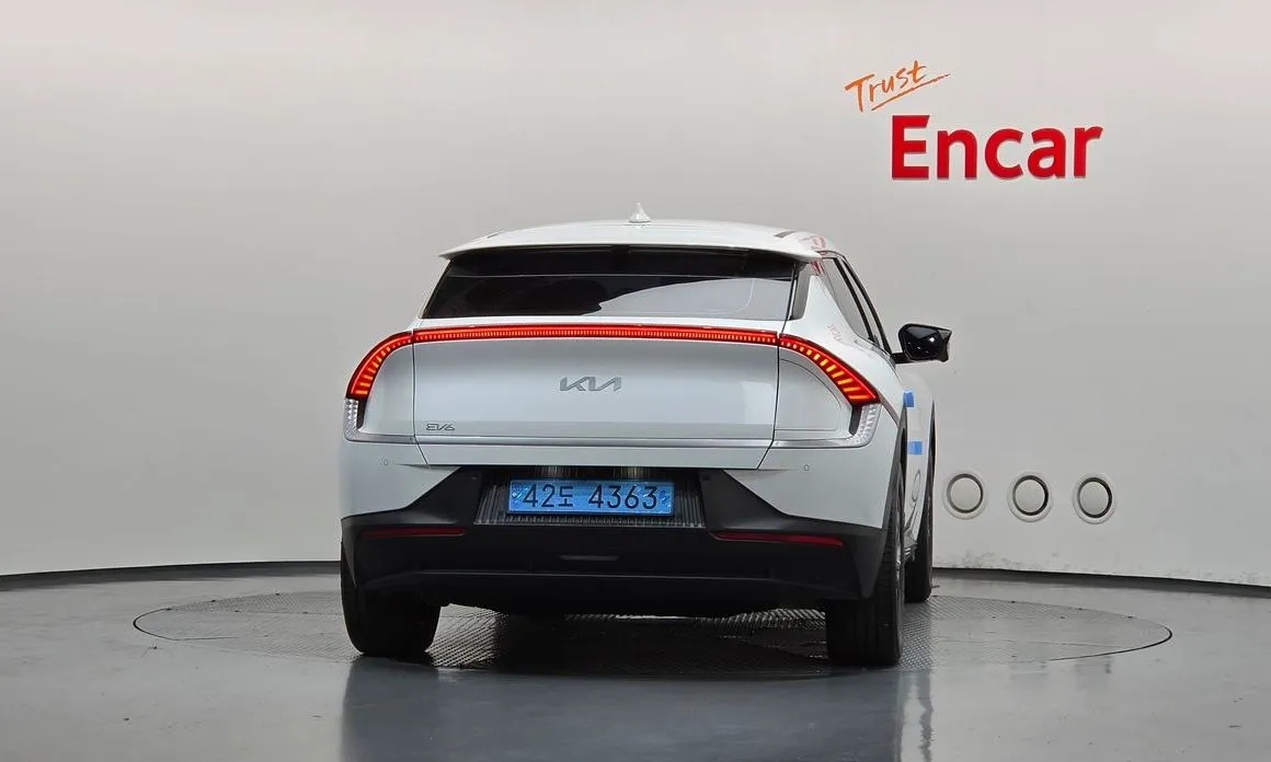 Kia EV6 — фото 4