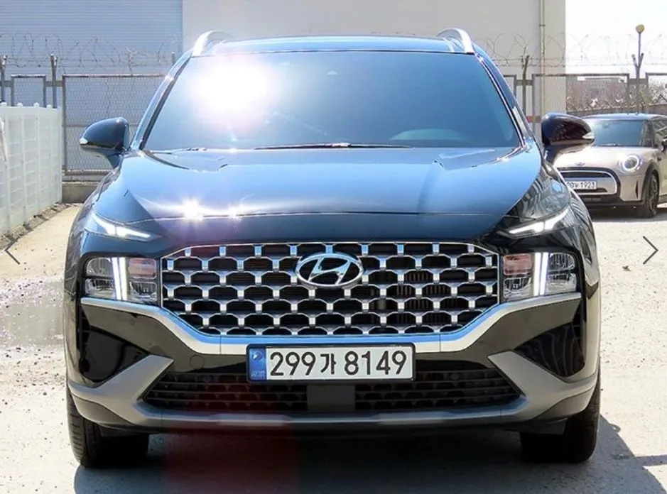Hyundai Santafe — фото 1