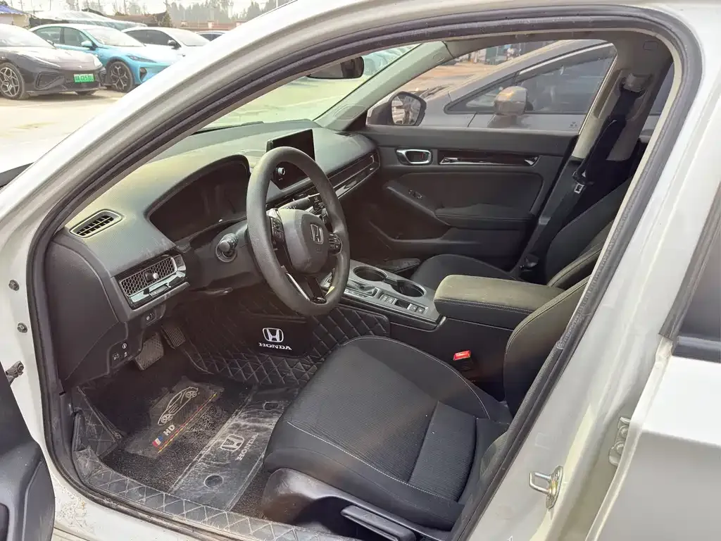 Honda Civic — фото 8