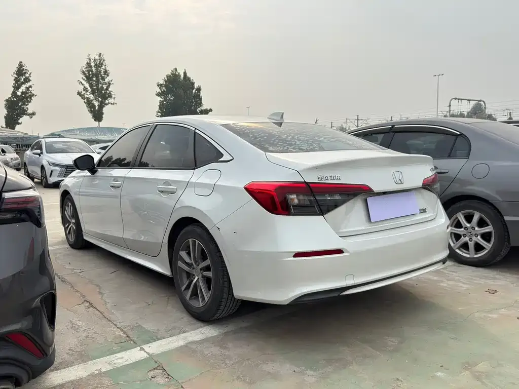 Honda Civic — фото 3