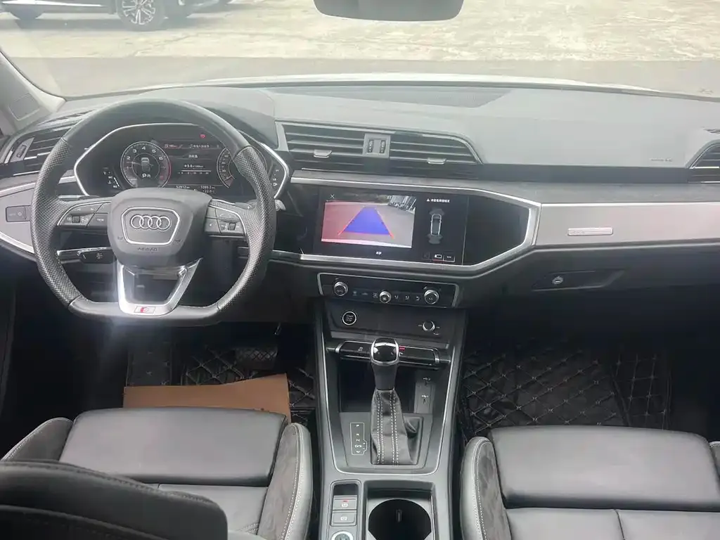 Audi Q3 Sportback — фото 7