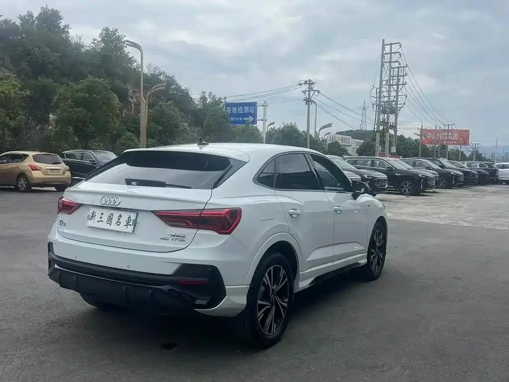 Audi Q3 Sportback — фото 6