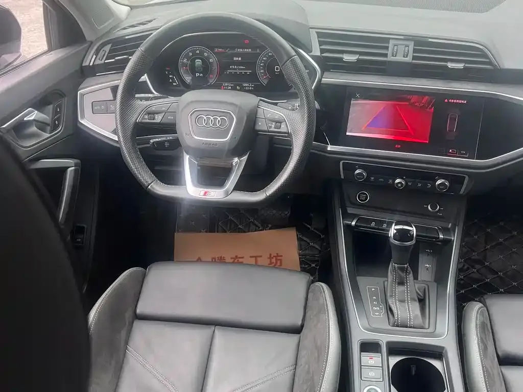 Audi Q3 Sportback — фото 5