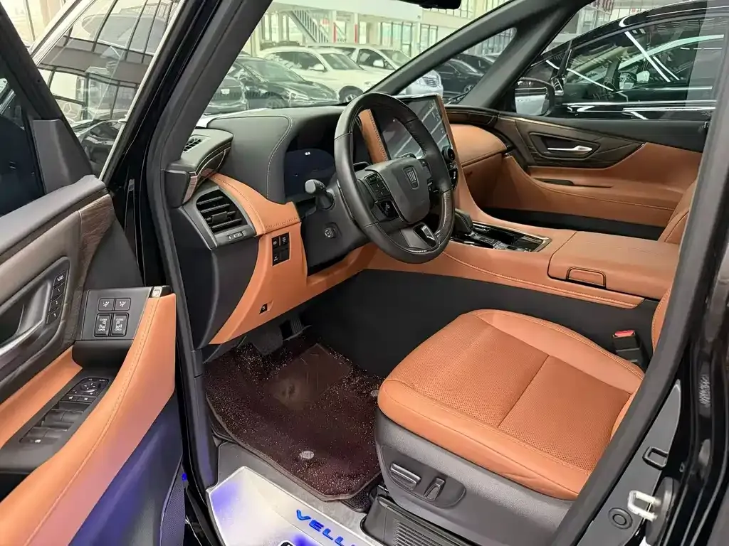 Toyota Vellfire — фото 6