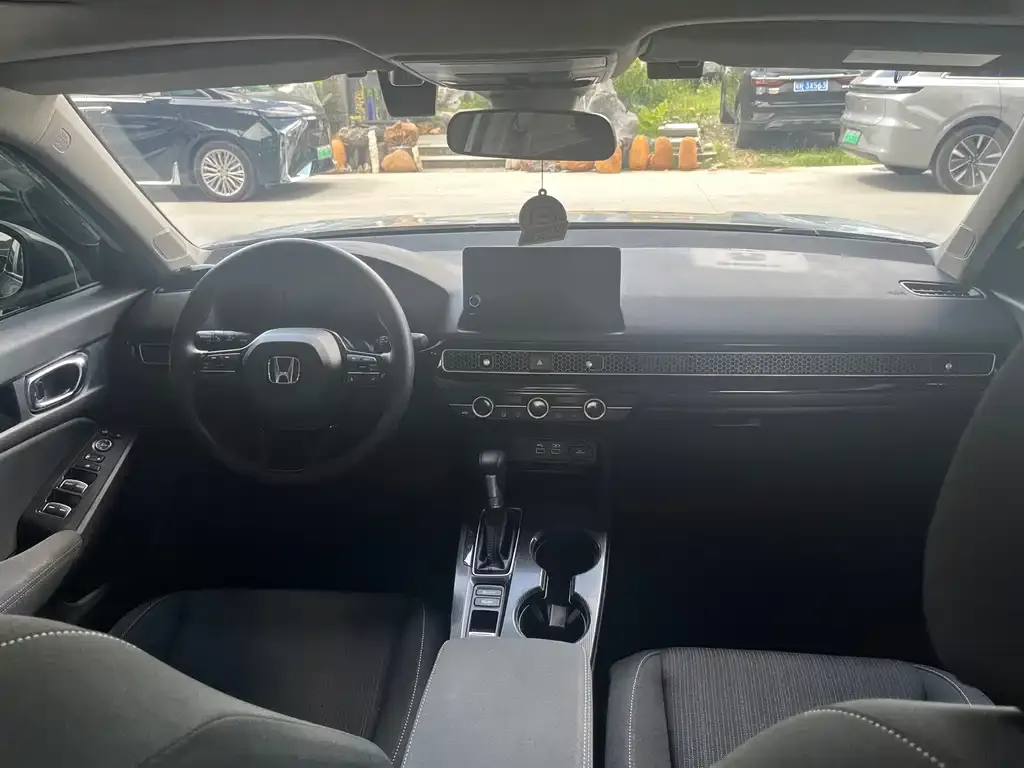 Honda Civic — фото 10