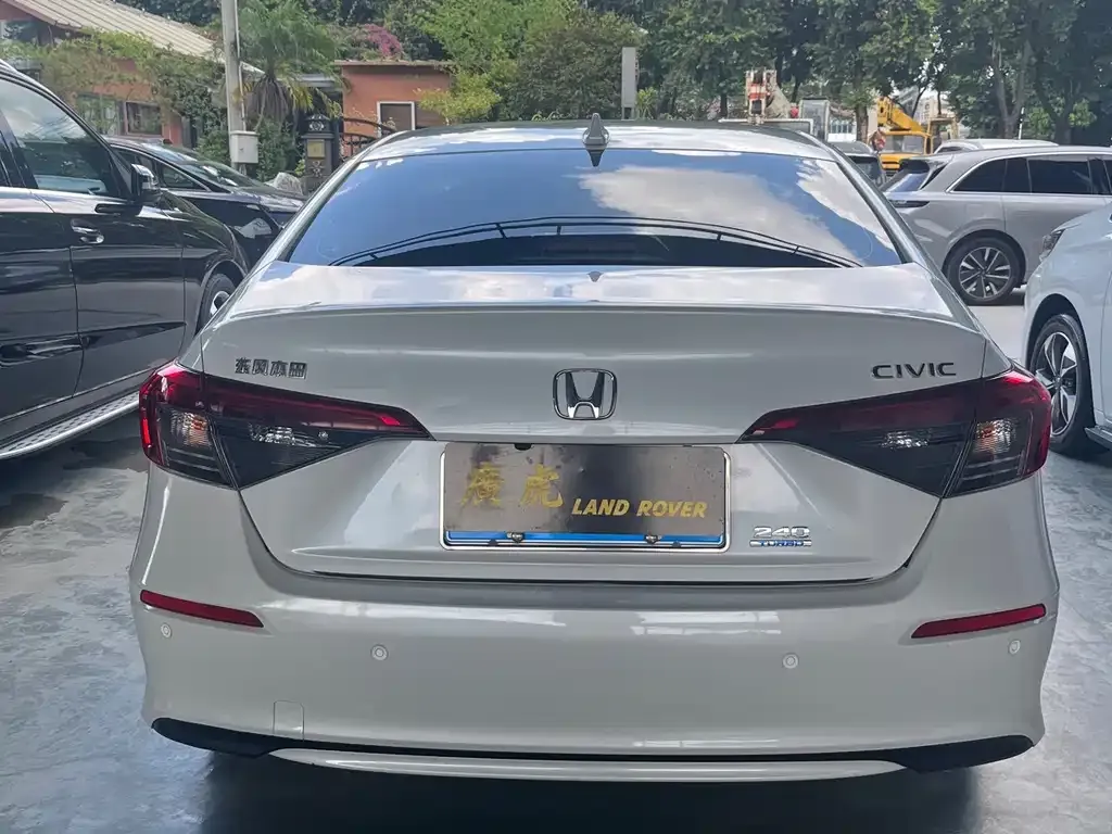 Honda Civic — фото 7