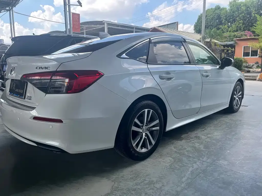 Honda Civic — фото 3