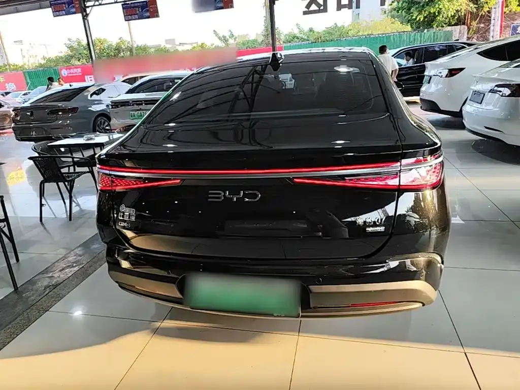 BYD Seal 07 DM-i — фото 4