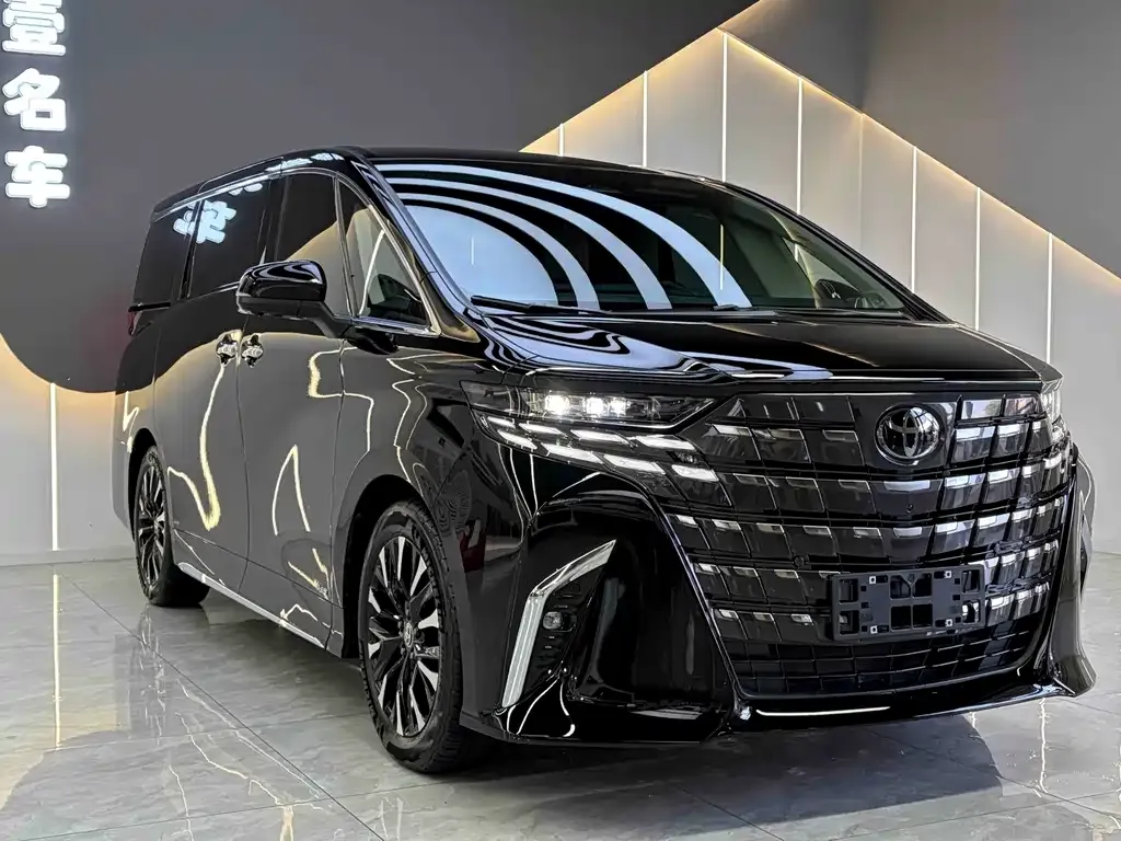 Toyota Alphard — фото 7