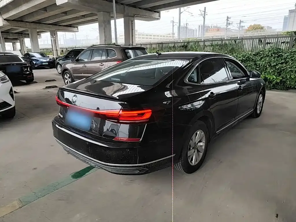 Volkswagen Passat — фото 5