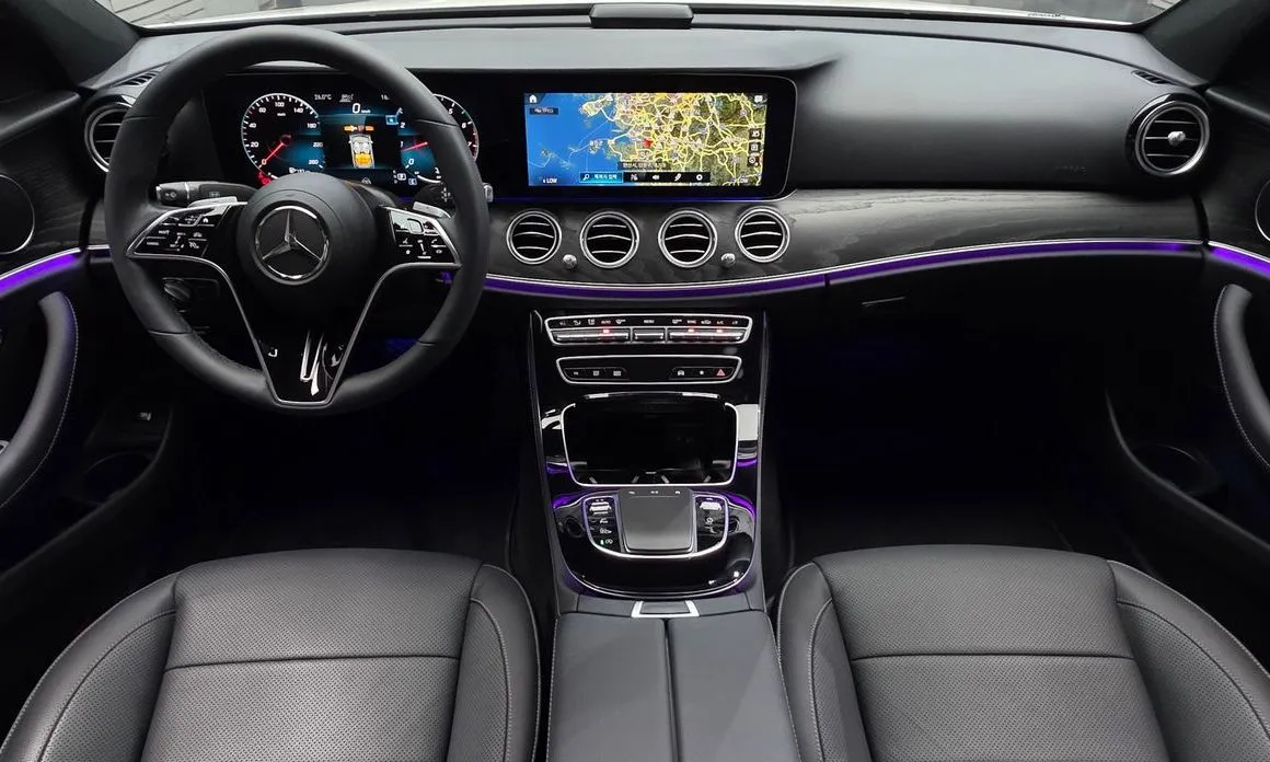 Mercedes-Benz E-Class — фото 10