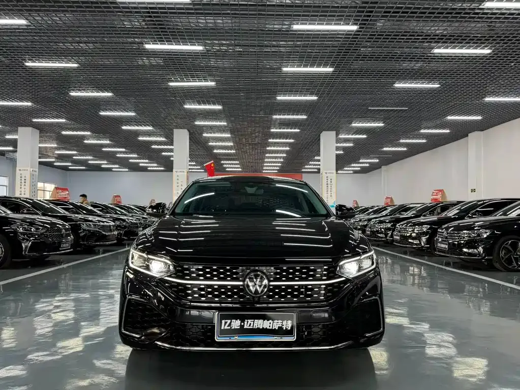 Volkswagen Passat — фото 8
