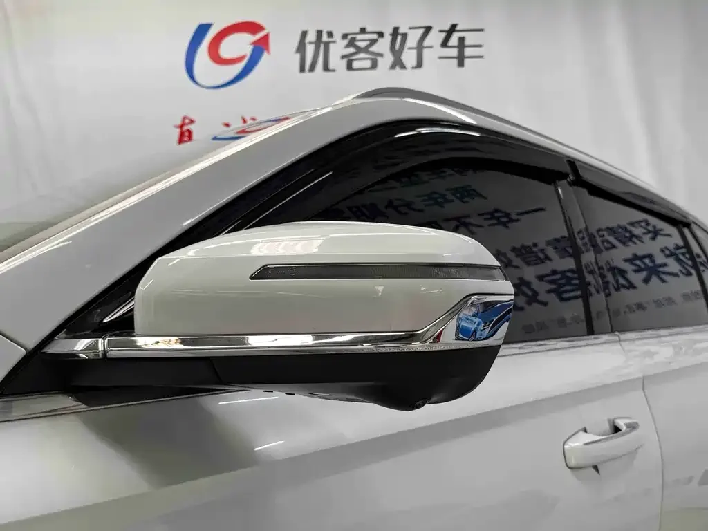 Geely Xingyue L — фото 2