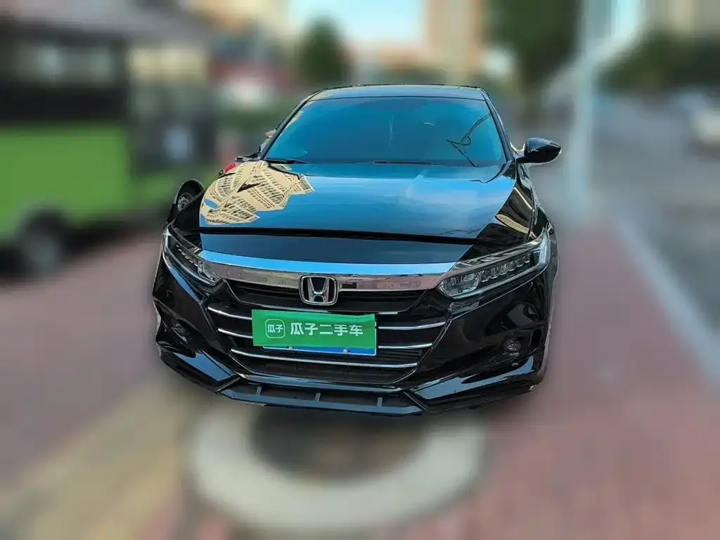 Honda Accord — фото 4