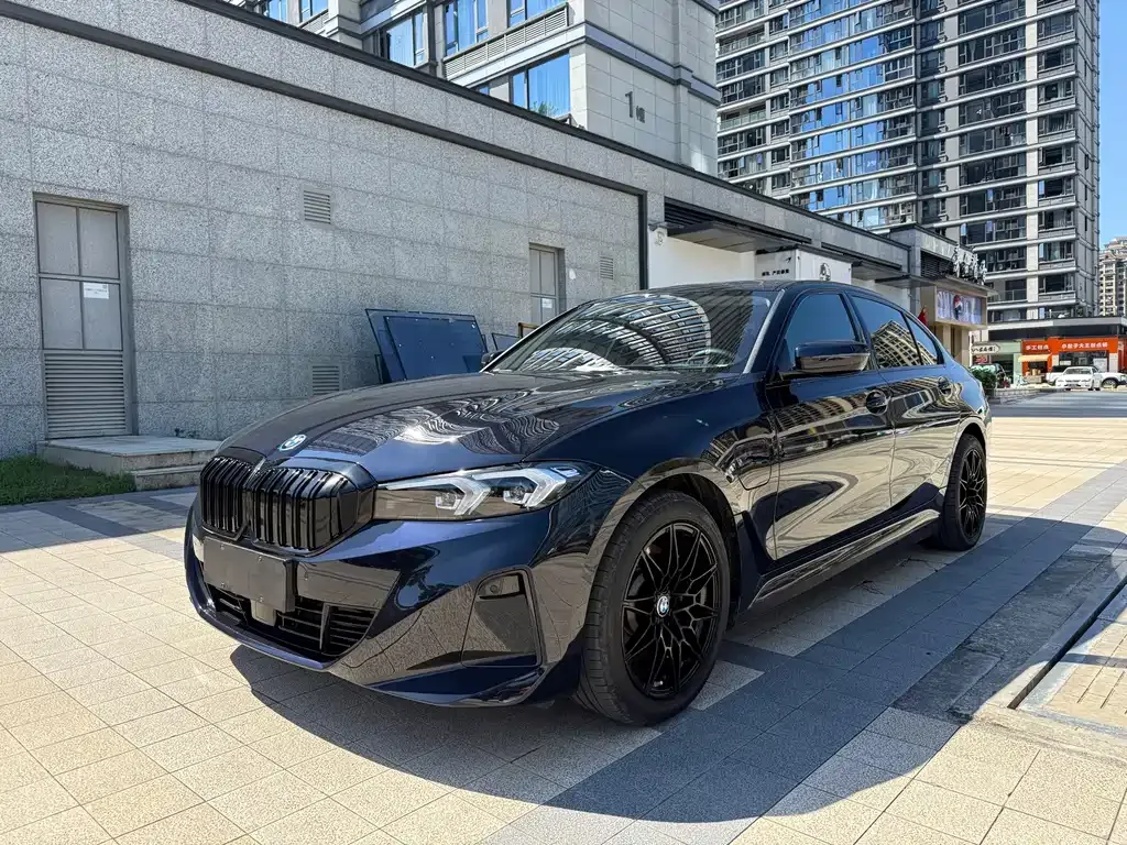 BMW i3 — фото 1