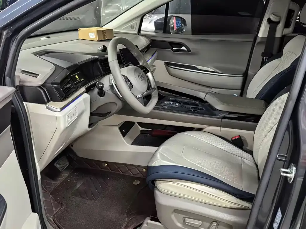Hyundai Custo — фото 6