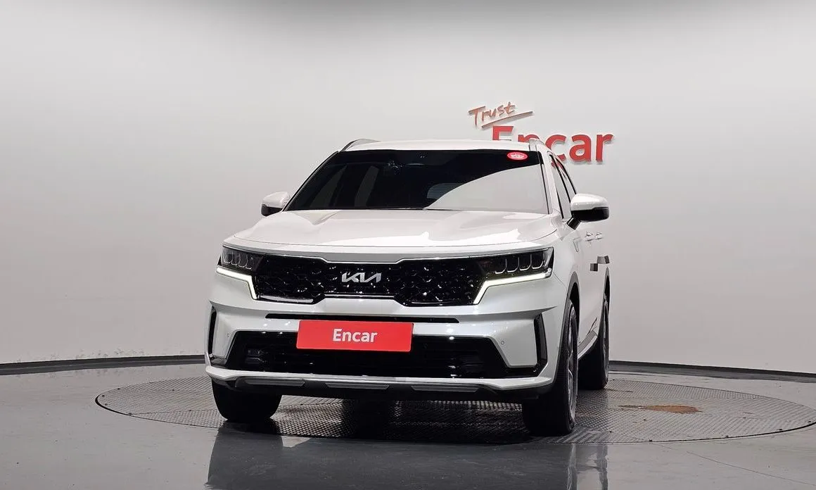 Kia Sorento — фото 8