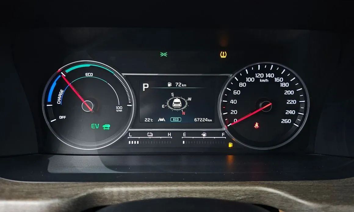Kia Sorento — фото 9